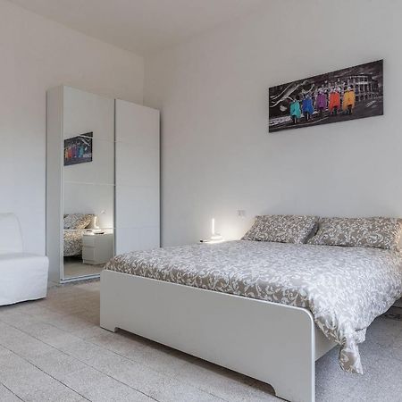 Colosseo & Colle Oppio Cozy Apartment Рим Екстериор снимка